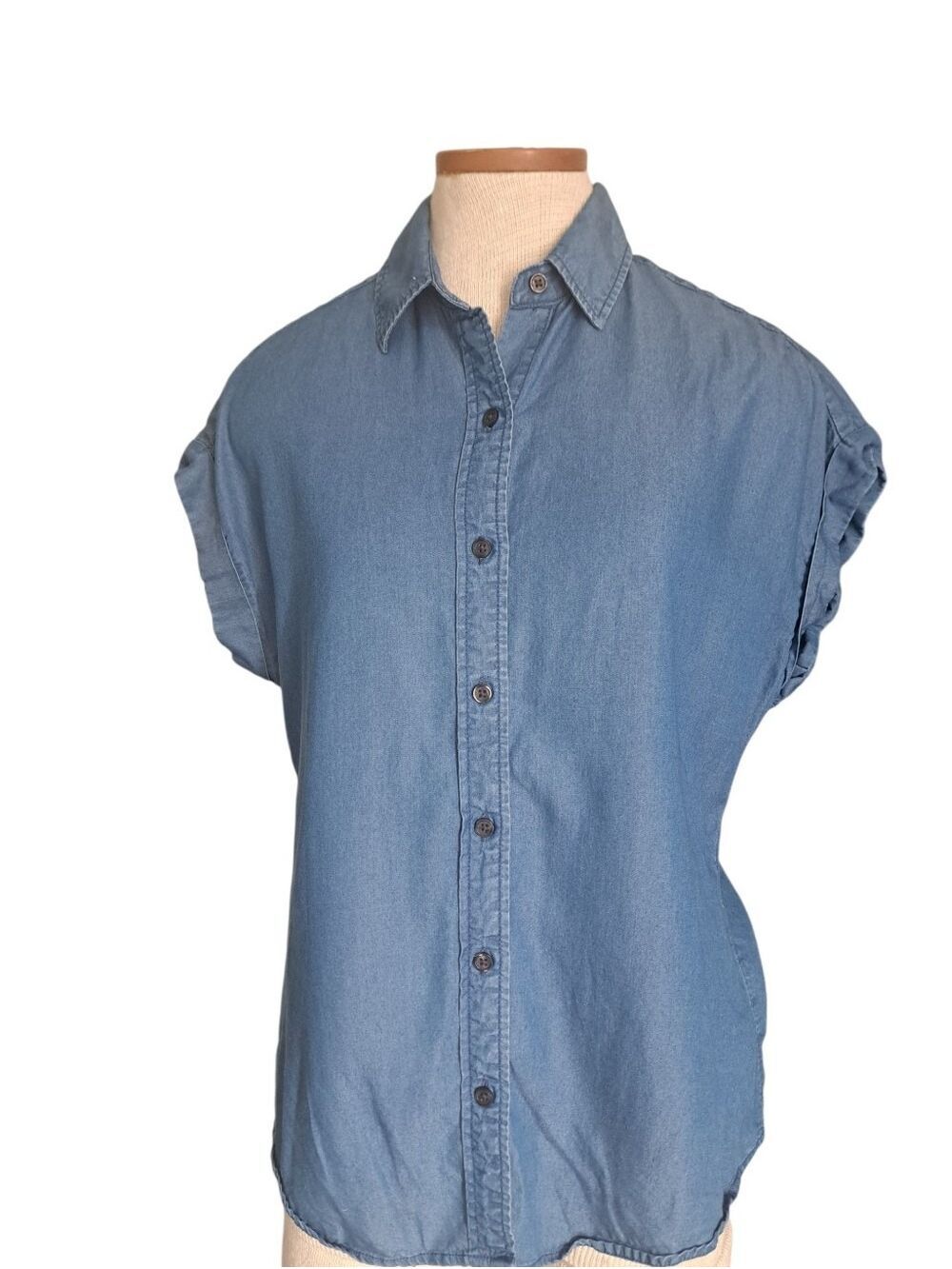 TILLEY Blue denim Short Sleeve cuffed shirt French chic loose Tencel lycocell SM